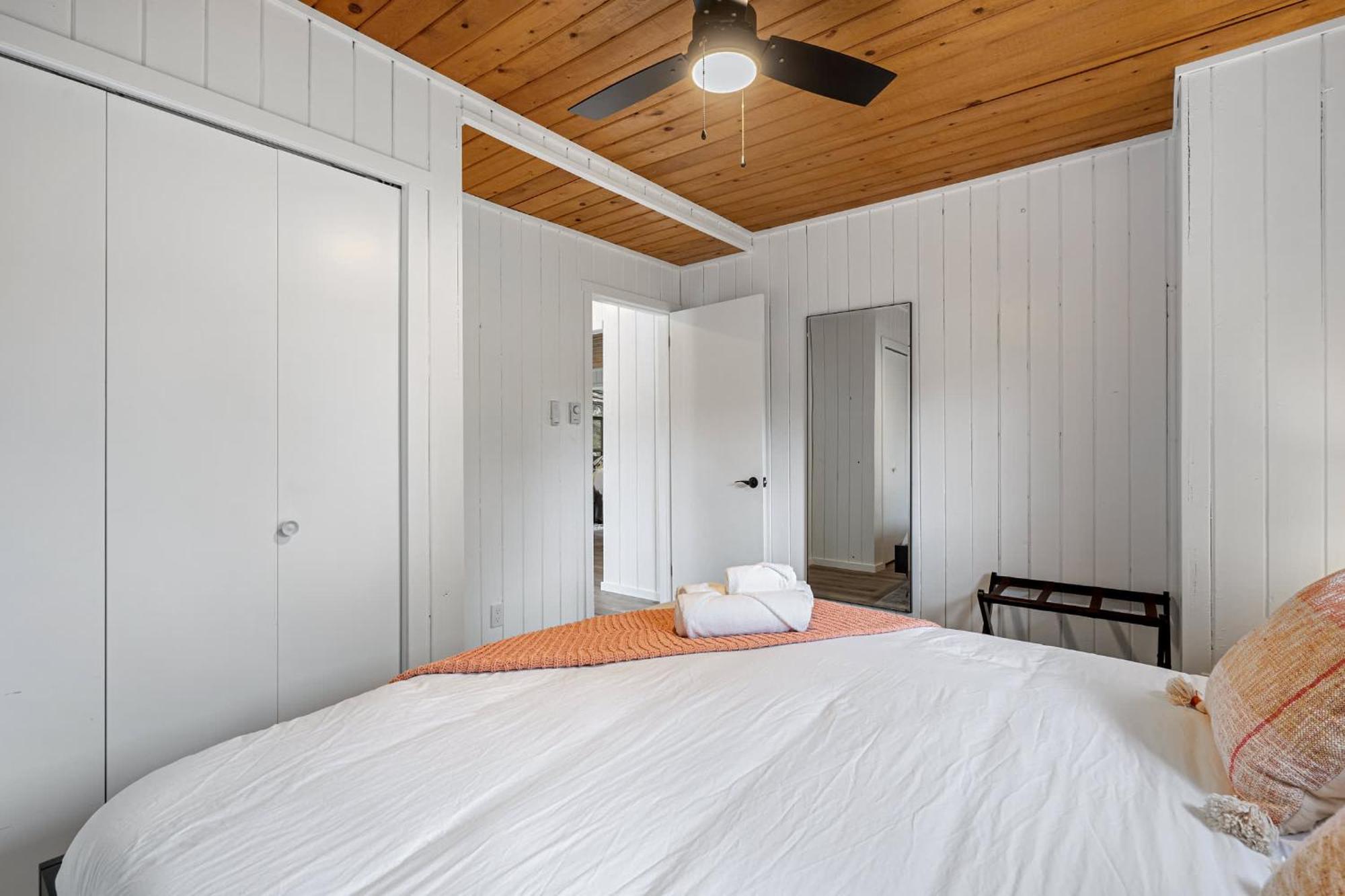 Merlot Mountain I Ping Pong I Sleep 7 I 55 Rokutv Invermere Exterior photo