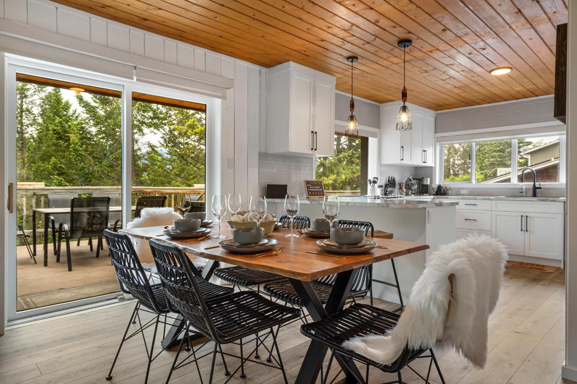 Merlot Mountain I Ping Pong I Sleep 7 I 55 Rokutv Invermere Exterior photo